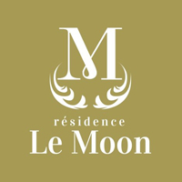 Le Moon 